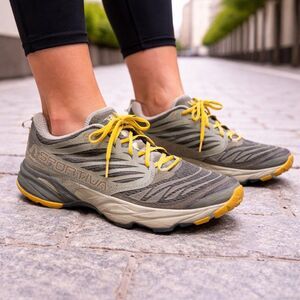 La Sportiva Akasha Lace Up Trail Running Shoes Women’s Size 9
